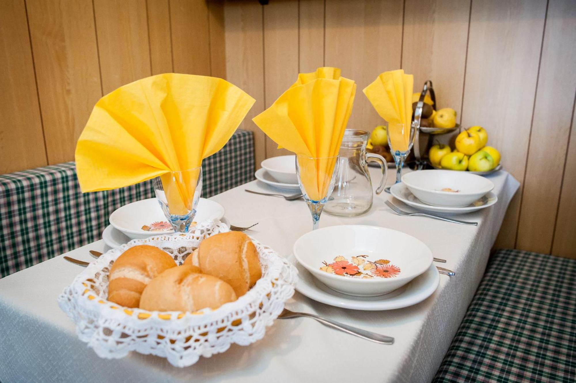 Villaggio Turistico Camping Cervino Antey-Saint-André Esterno foto