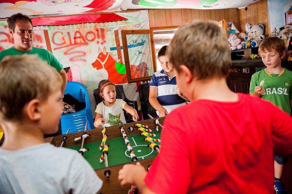 Villaggio Turistico Camping Cervino Antey-Saint-André Esterno foto