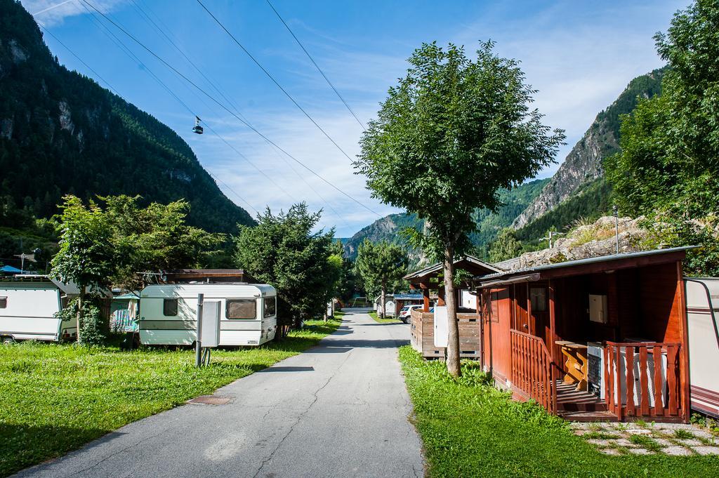 Villaggio Turistico Camping Cervino Antey-Saint-André Esterno foto