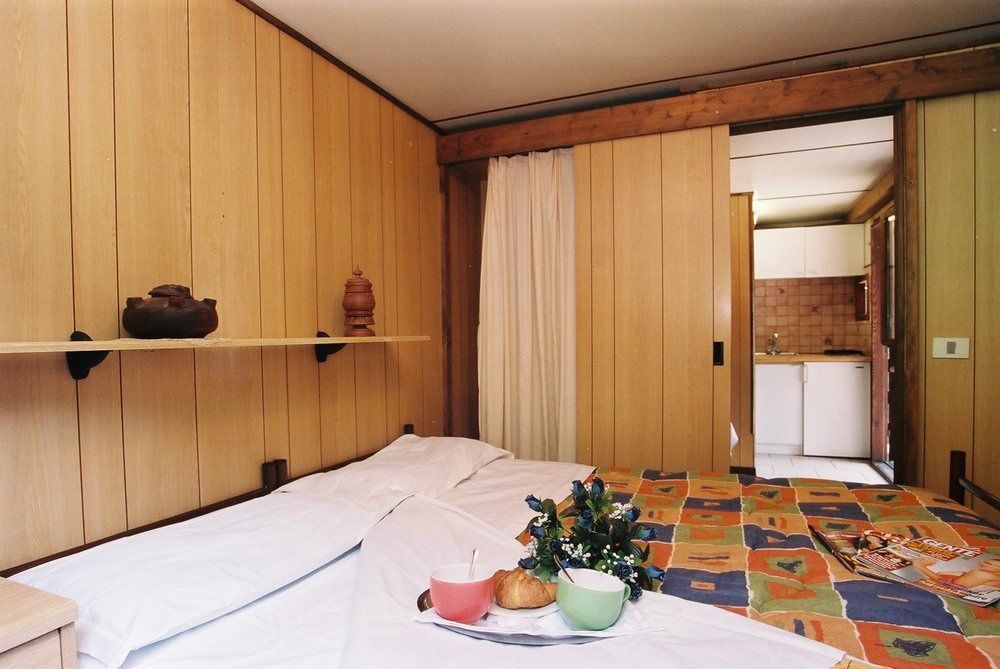 Villaggio Turistico Camping Cervino Antey-Saint-André Esterno foto