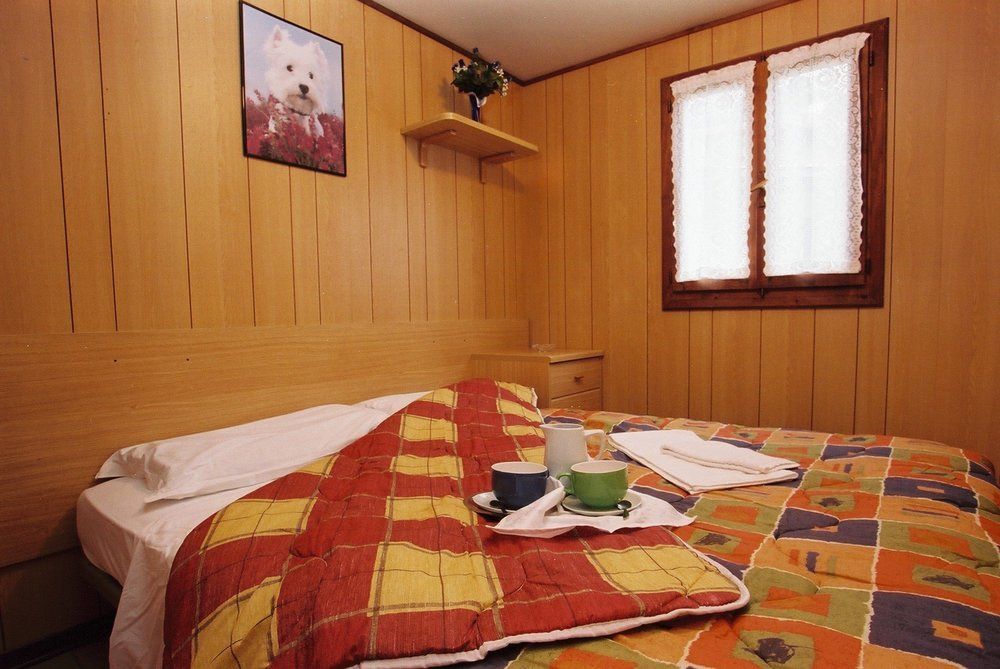 Villaggio Turistico Camping Cervino Antey-Saint-André Esterno foto