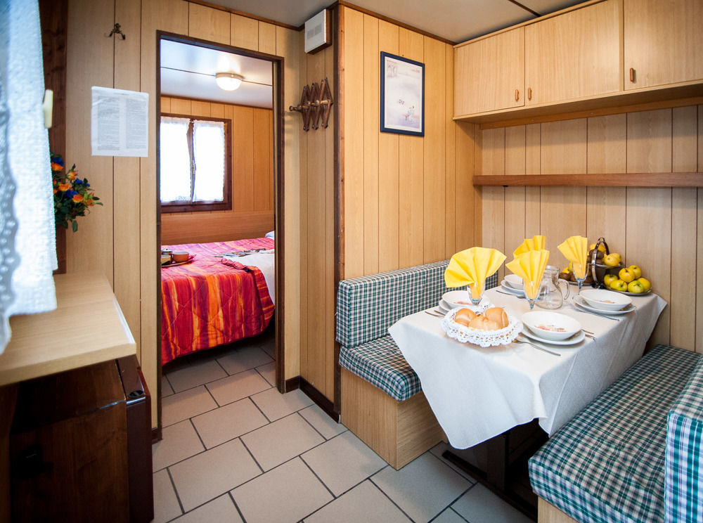 Villaggio Turistico Camping Cervino Antey-Saint-André Esterno foto