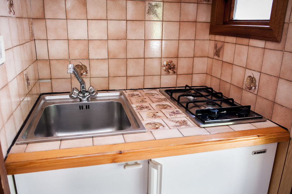 Villaggio Turistico Camping Cervino Antey-Saint-André Esterno foto