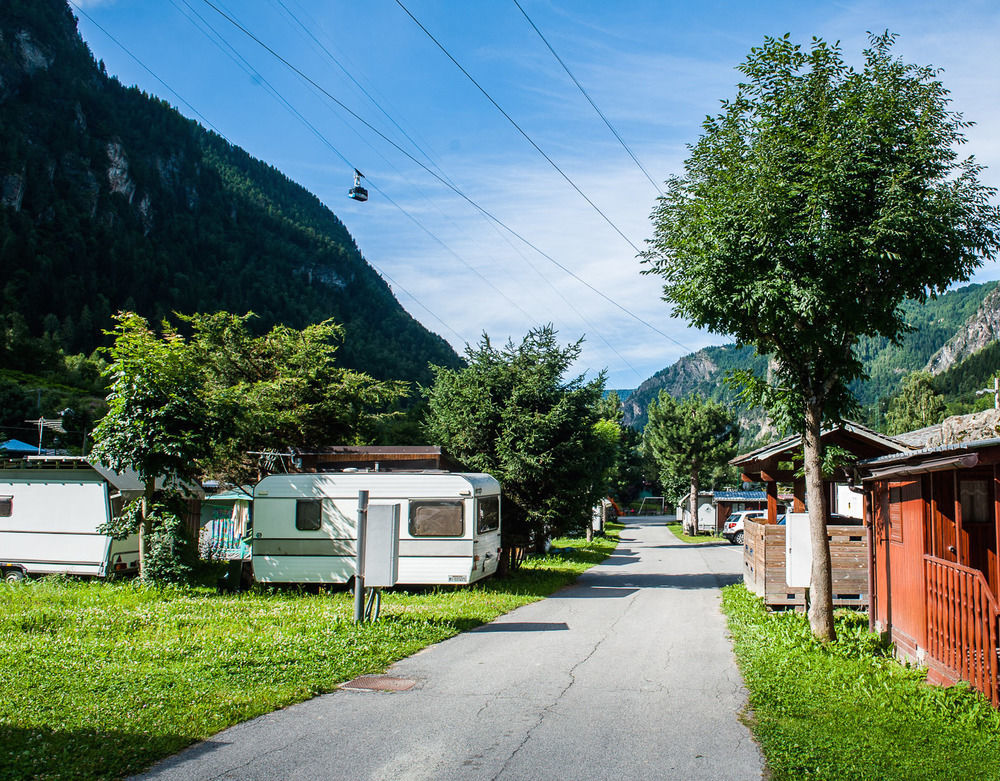 Villaggio Turistico Camping Cervino Antey-Saint-André Esterno foto