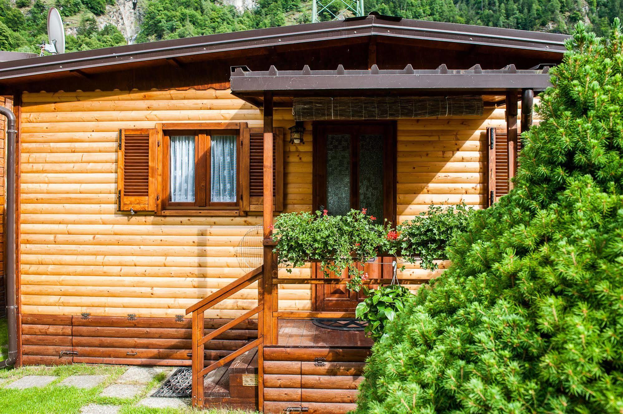Villaggio Turistico Camping Cervino Antey-Saint-André Esterno foto
