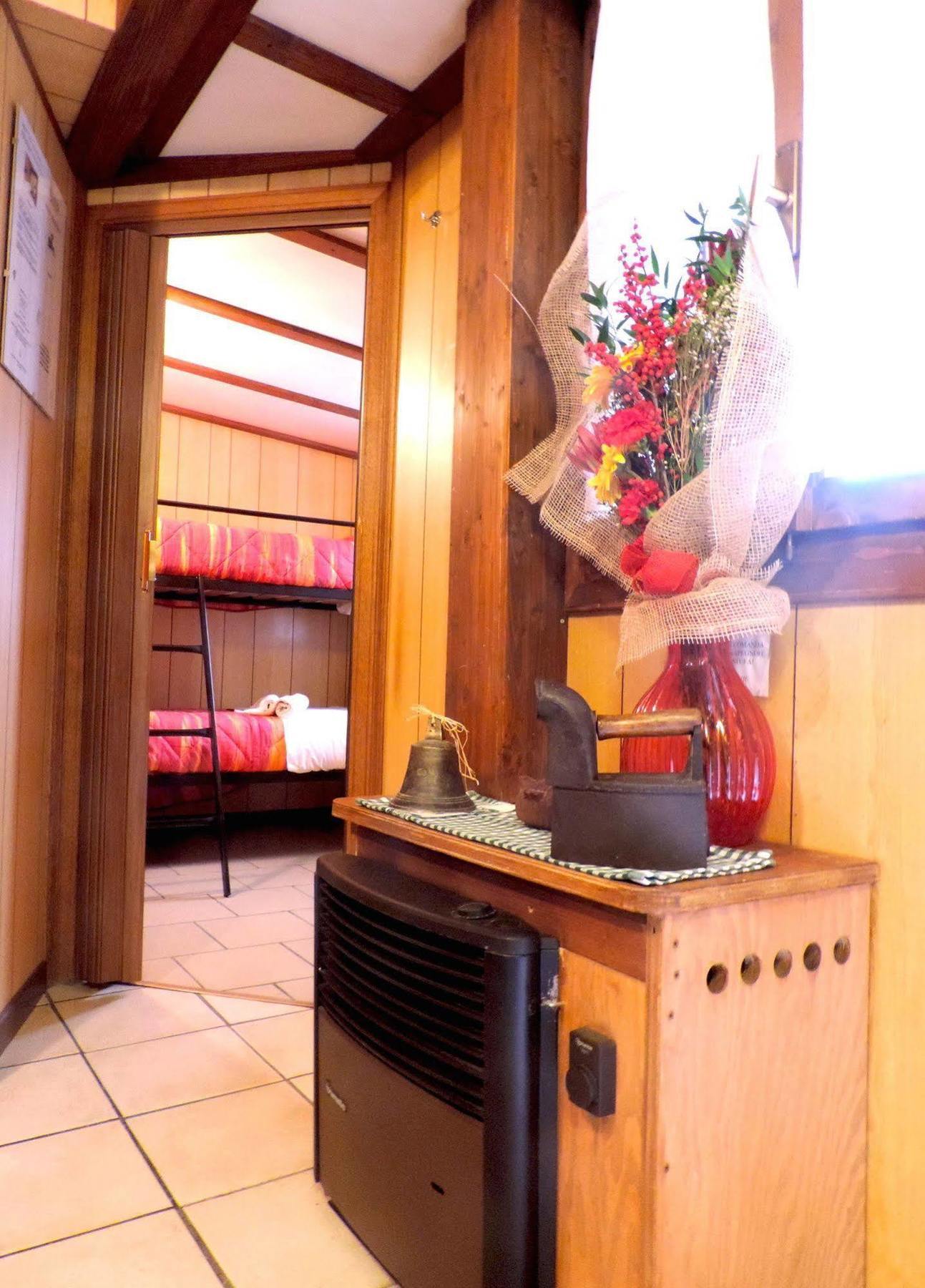 Villaggio Turistico Camping Cervino Antey-Saint-André Esterno foto
